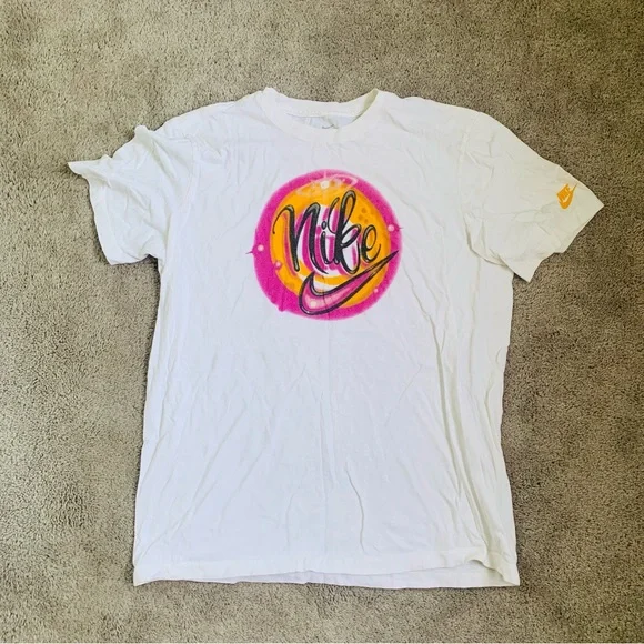 NIKE AIRBRUSH 90S STYLE TEE - Picture 2 of 2